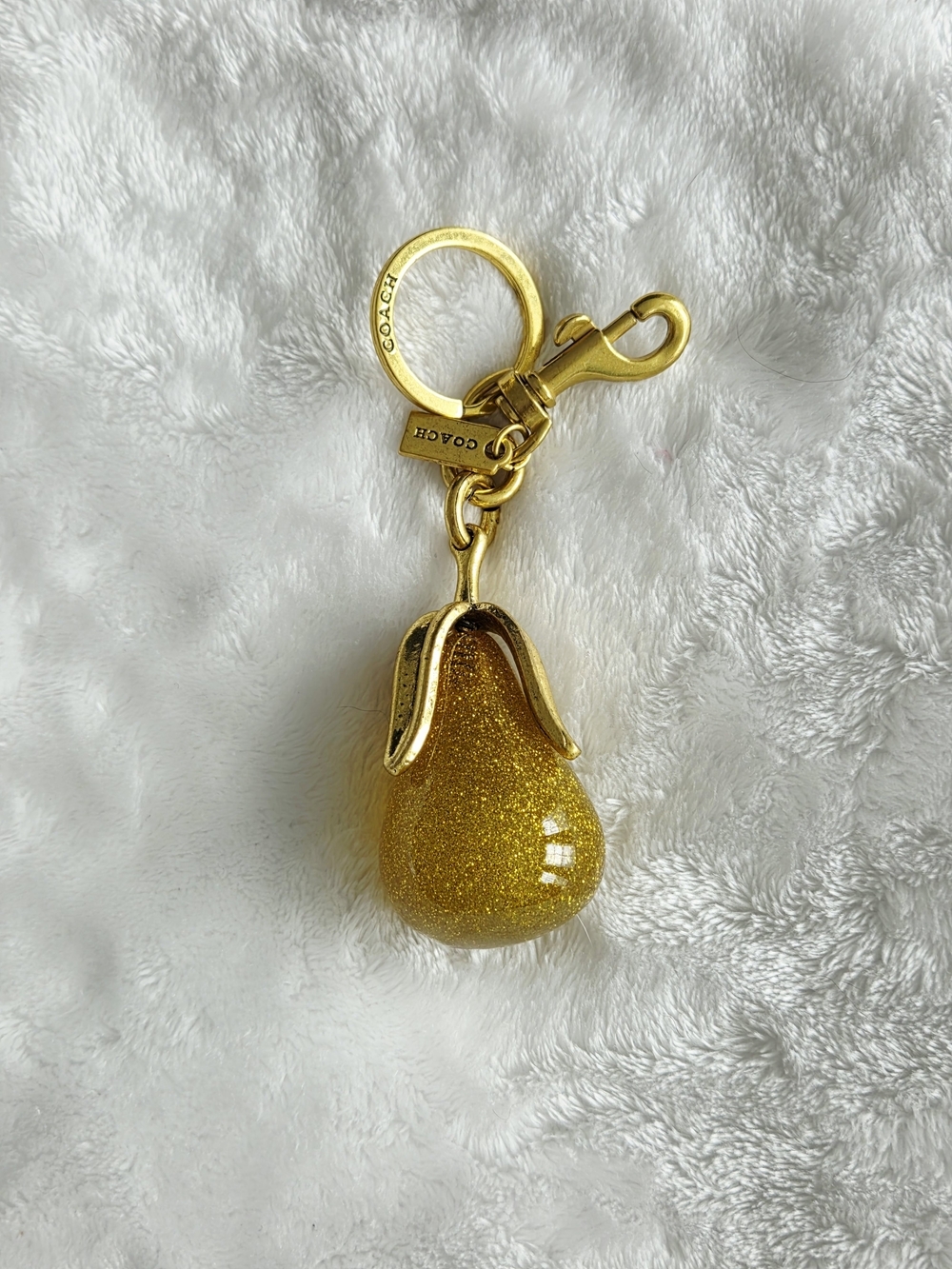 C Logo Gold Glitter Pear Keychain Beautiful Bag Charm